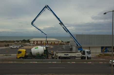 Concrete-pump-20120210-001
