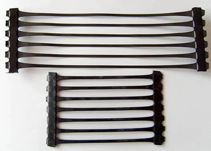 two-uniaxial-geogrids.jpg