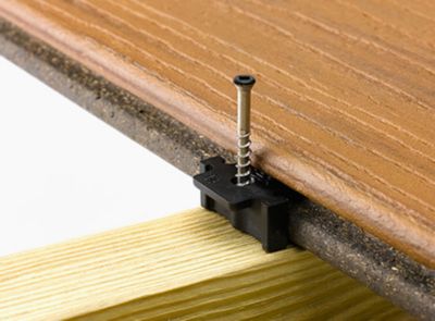 hideaway-universal-fastener-install-transcend-decking-1