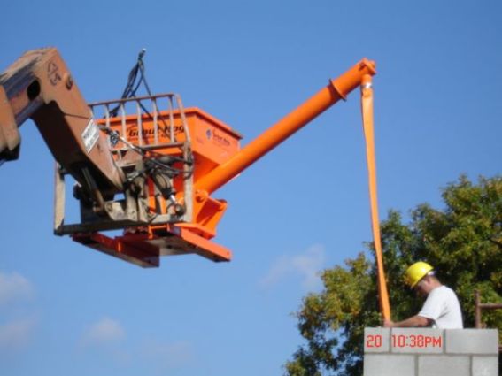 uphillgrouthog-139-600-450-80